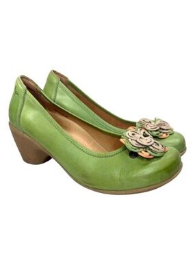 Portofino Green Leather Wide Pumps | 39